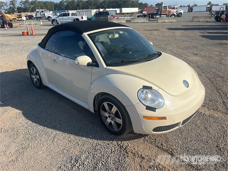 Volkswagen Beetle Automobile Cars