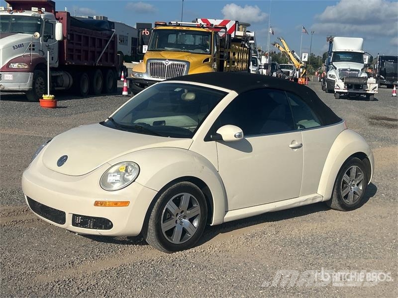 Volkswagen Beetle Automobile Cars