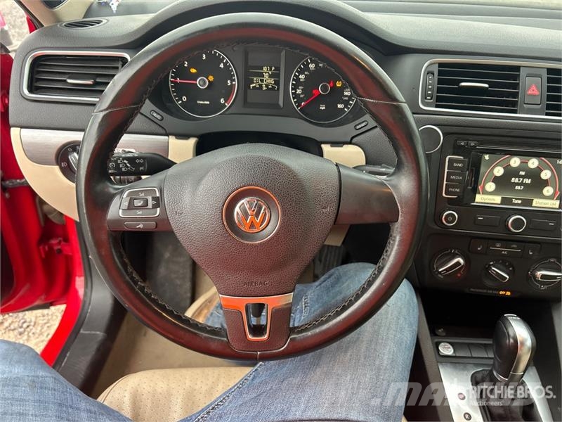 Volkswagen Jetta Automobile سيارات