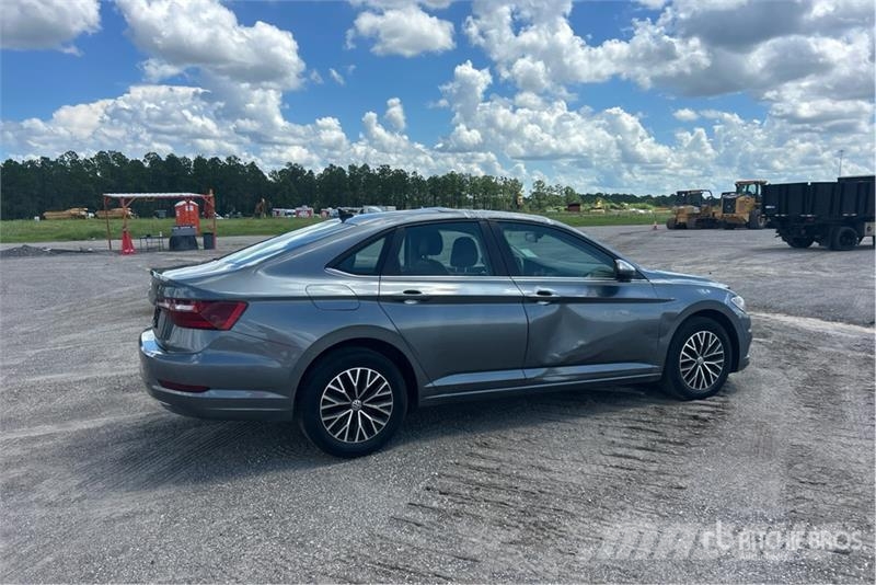 Volkswagen Jetta Automobile Samochody osobowe