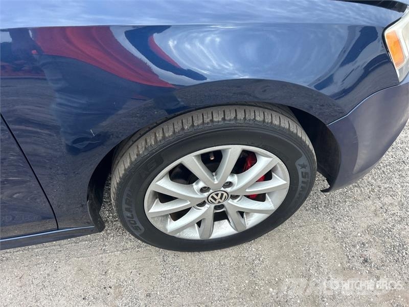 Volkswagen Jetta Automobile Automašīnas