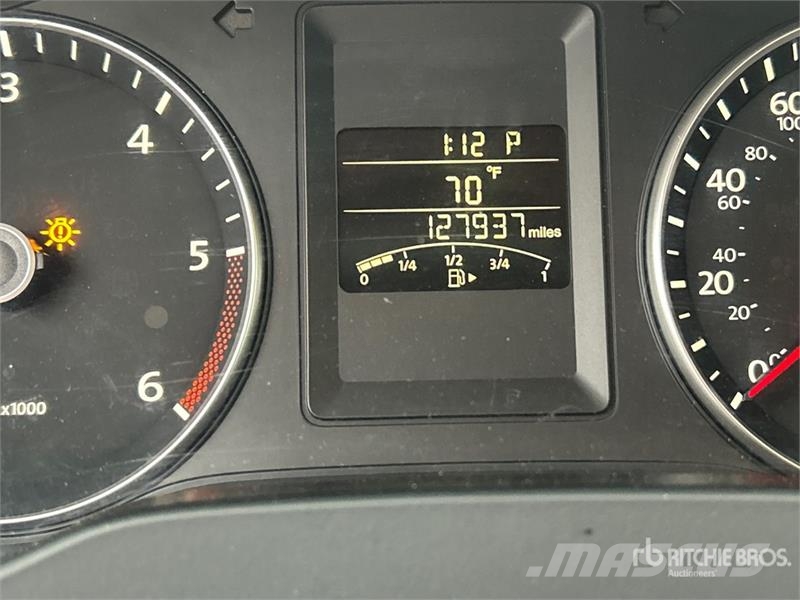 Volkswagen Jetta Automobile سيارات