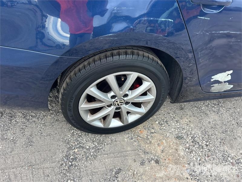 Volkswagen Jetta Automobile Automašīnas