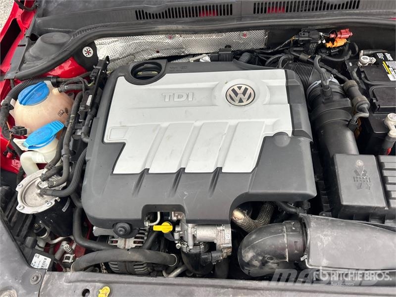 Volkswagen Jetta Automobile سيارات