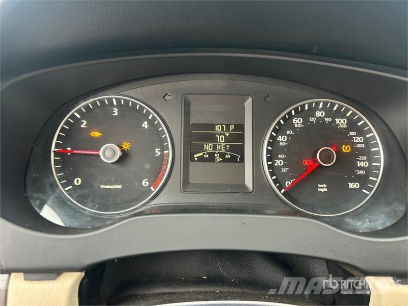 Volkswagen Jetta Automobile سيارات