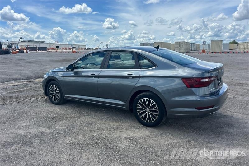Volkswagen Jetta Automobile Samochody osobowe