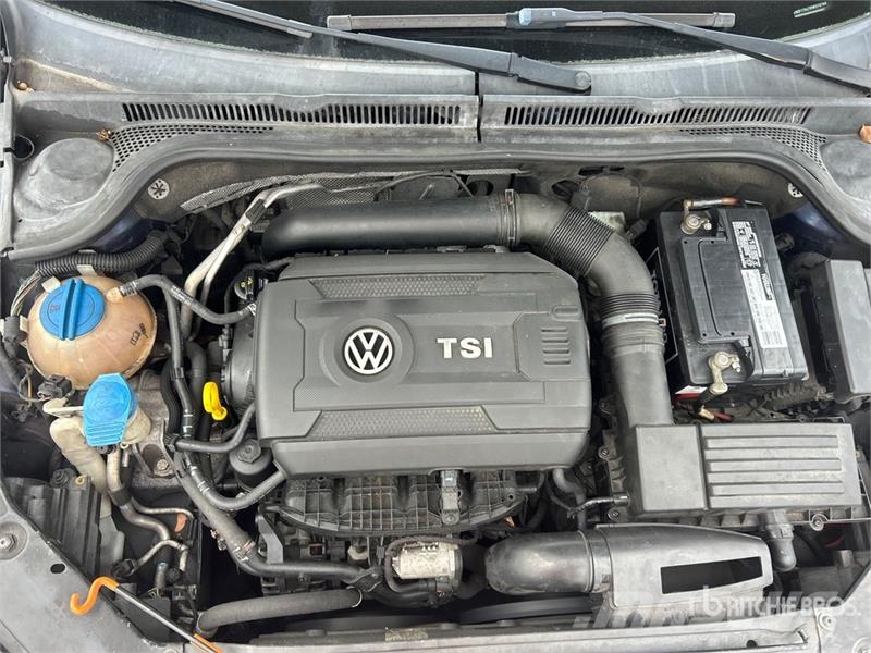 Volkswagen Jetta Automobile Automašīnas
