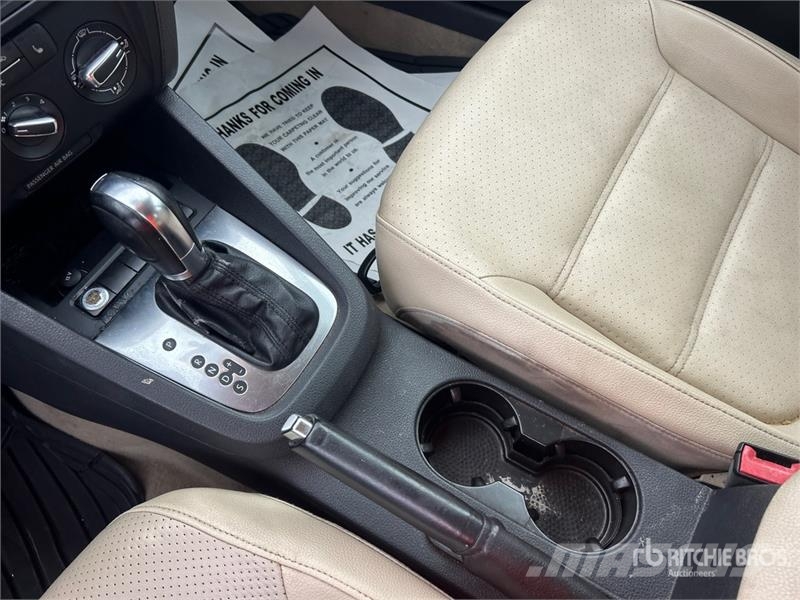 Volkswagen Jetta Automobile Automašīnas