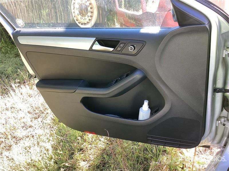 Volkswagen Jetta SE Automobile (Inoperable) PKWs