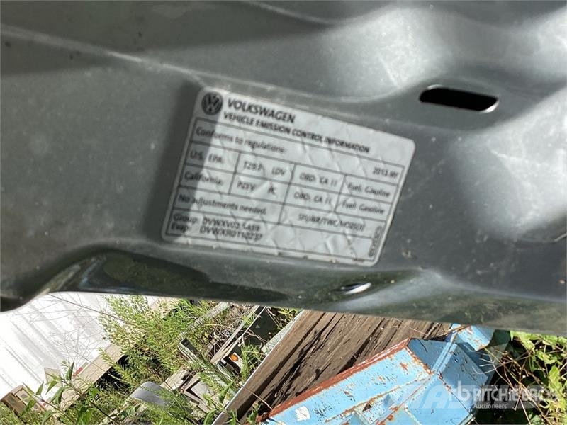 Volkswagen Jetta SE Automobile (Inoperable) PKWs