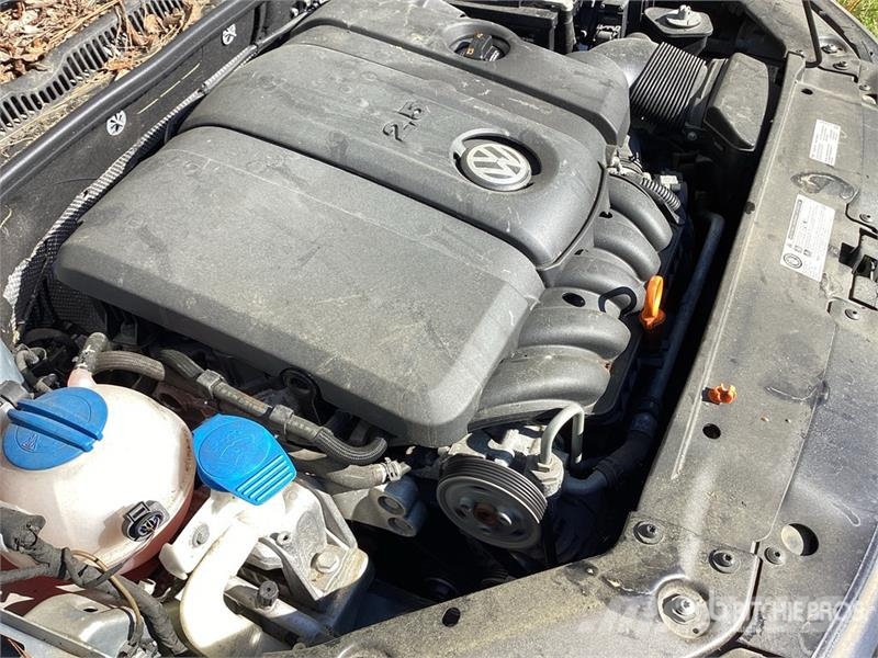 Volkswagen Jetta SE Automobile (Inoperable) PKWs