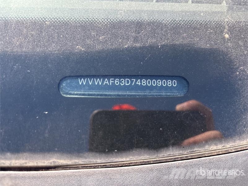 Volkswagen Phaeton AWD Automobile (Inoperable) Automašīnas