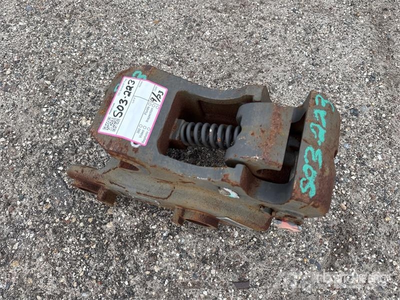 Volvo 10 in Quick Coupler Hitre spojke