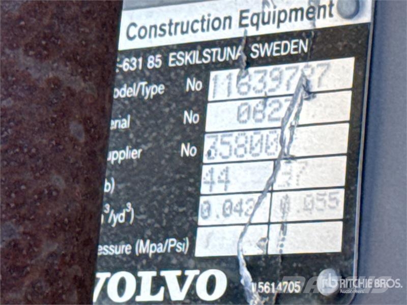 Volvo 12 in Digging Excavator Bucket Kašike / Korpe