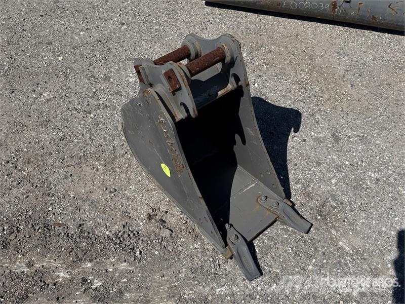 Volvo 12 in Digging Excavator Bucket Kašike / Korpe