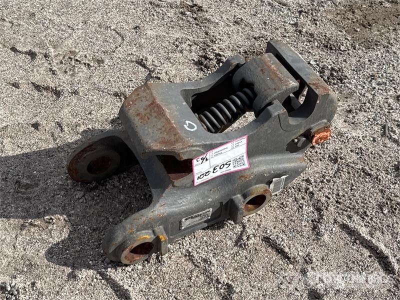 Volvo 8 in Quick Coupler Hitre spojke