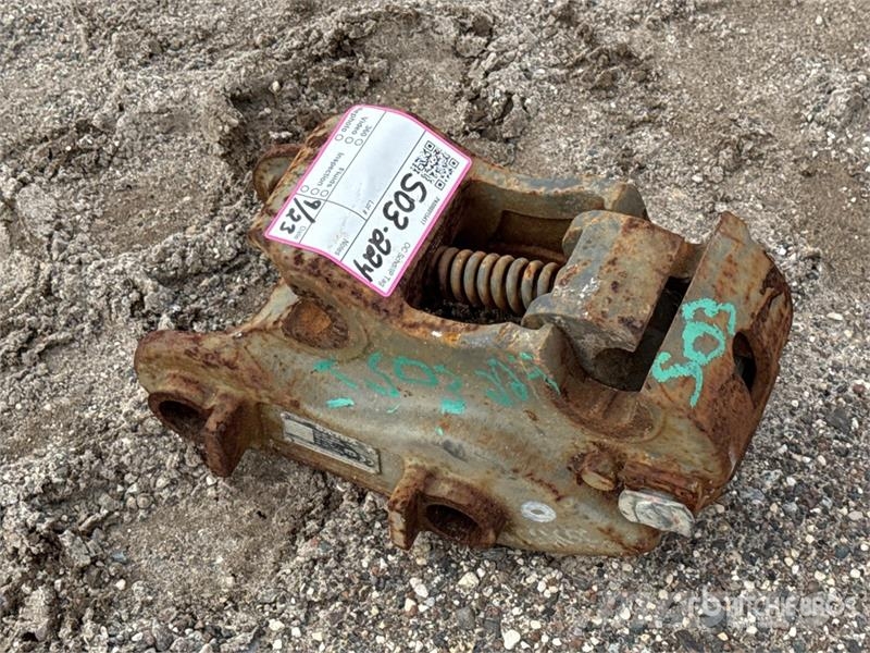 Volvo 9 in Quick Coupler Hitre spojke