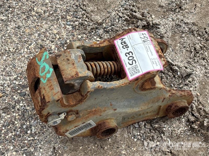 Volvo 9 in Quick Coupler Hitre spojke