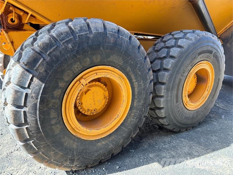 Volvo A25D Terrængående lastbiler