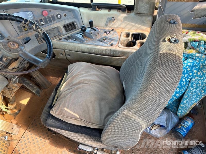 Volvo A25D Terrængående lastbiler