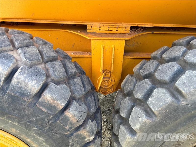 Volvo A25D Terrængående lastbiler