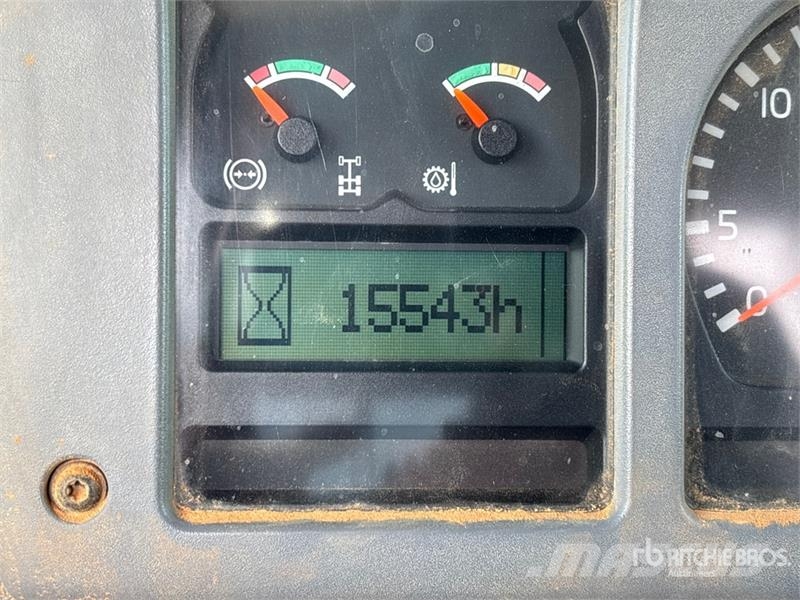 Volvo A25D Terrængående lastbiler