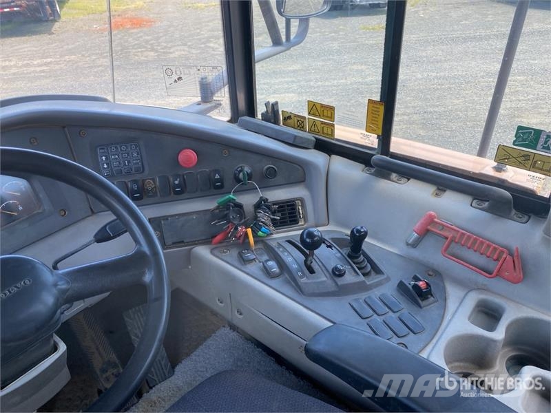 Volvo A25F Dumper - Knickgelenk
