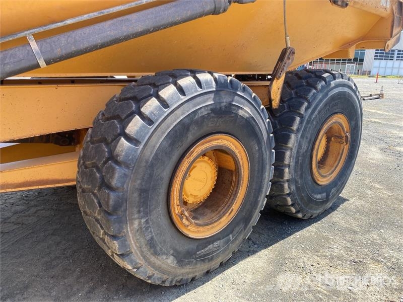 Volvo A25F Dumper - Knickgelenk