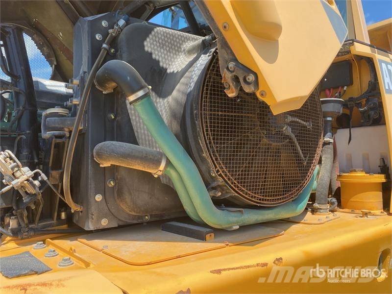 Volvo A25F Dumper - Knickgelenk