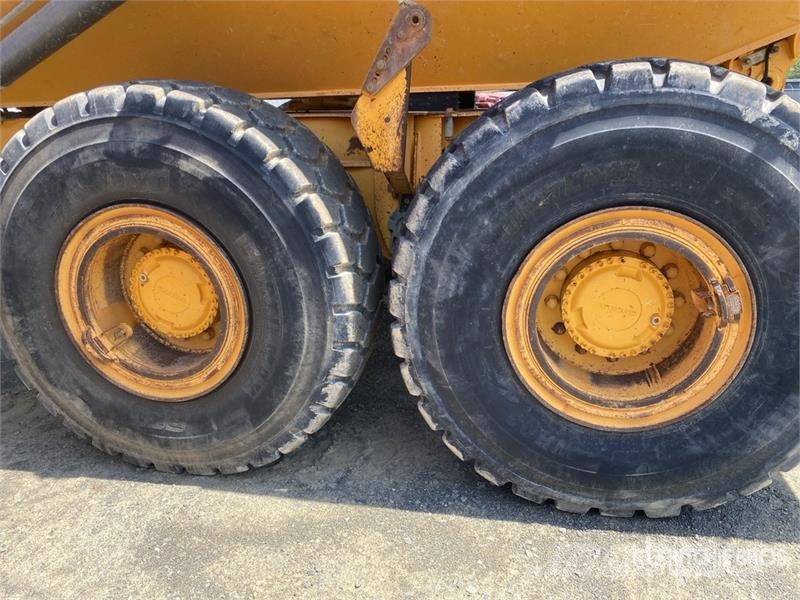 Volvo A25F Dumper - Knickgelenk