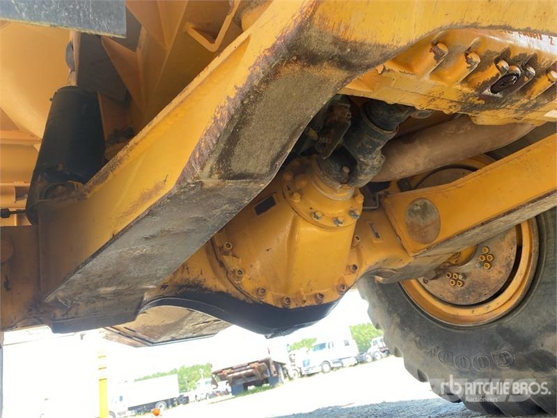 Volvo A25F Dumper - Knickgelenk