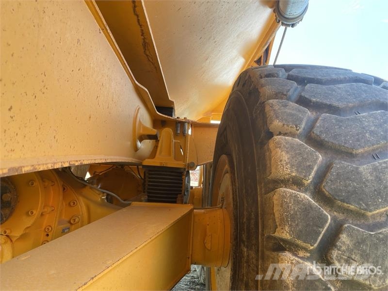Volvo A25F Dumper - Knickgelenk