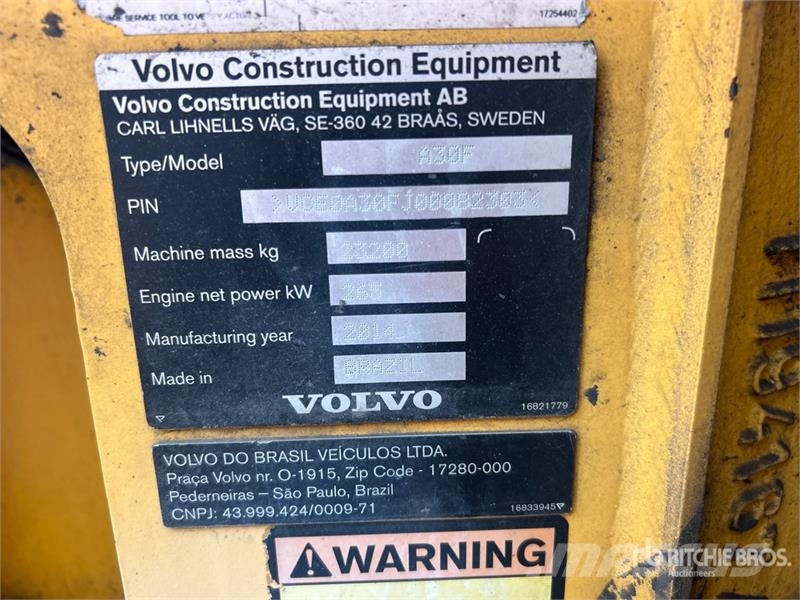Volvo A30F 6000 gal 6x6 Articulated Water Truck Caminhão-pipa