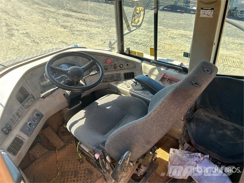 Volvo A30F Articulated Dump Truck 연결식 홀러