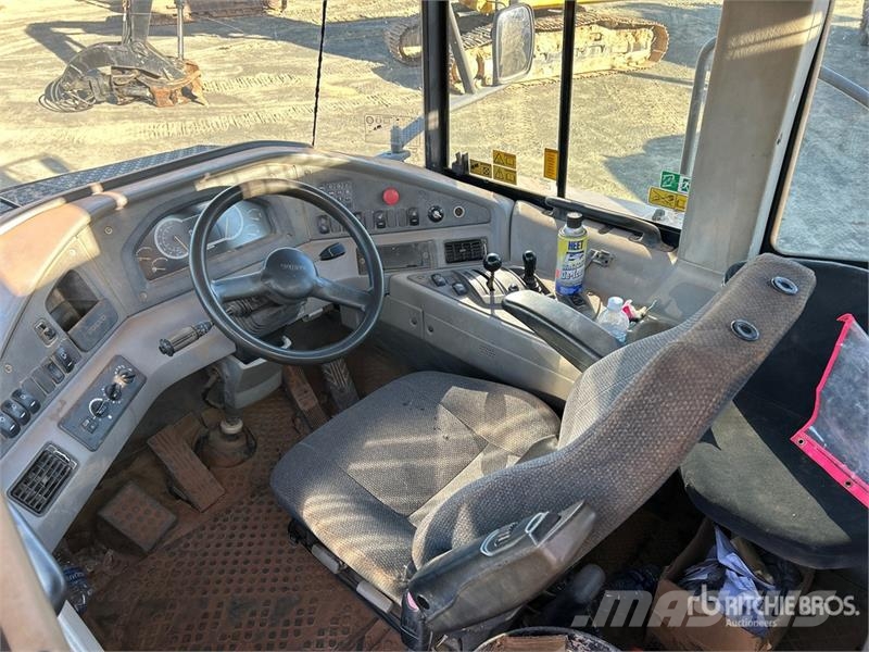 Volvo A30F Articulated Dump Truck Kloubové dempry