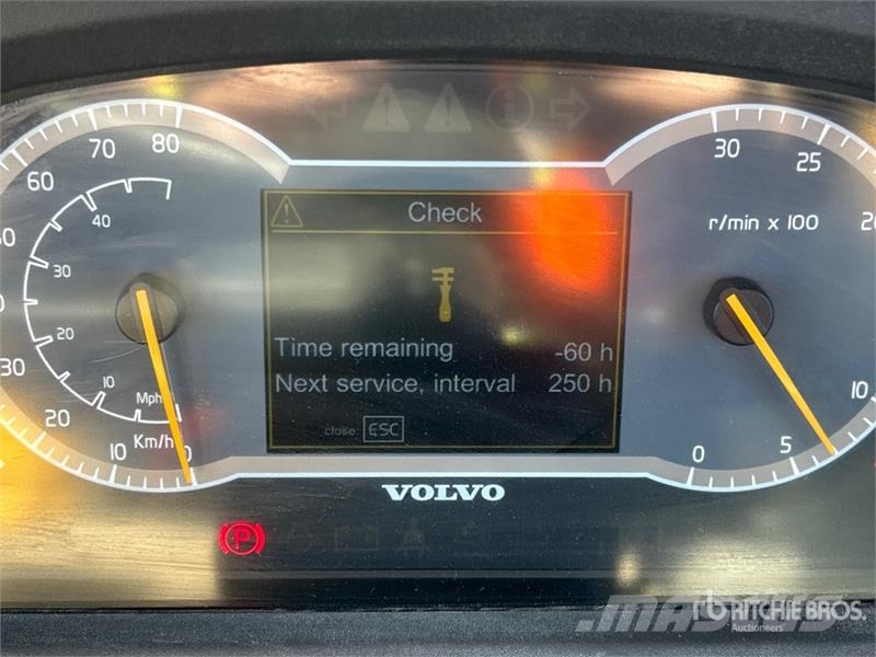 Volvo A30G 연결식 홀러