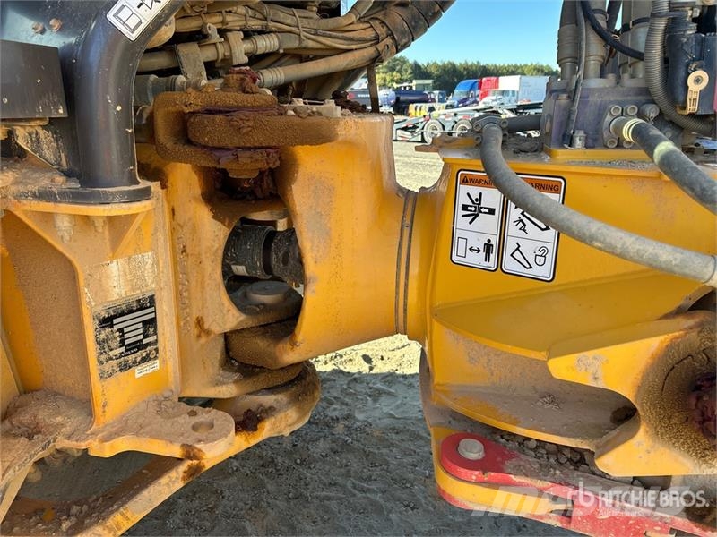 Volvo A30G 연결식 홀러
