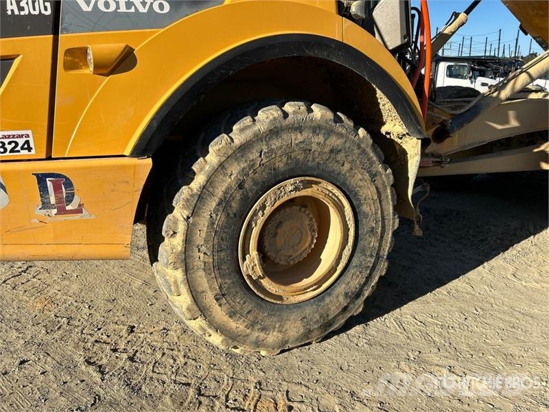 Volvo A30G 연결식 홀러