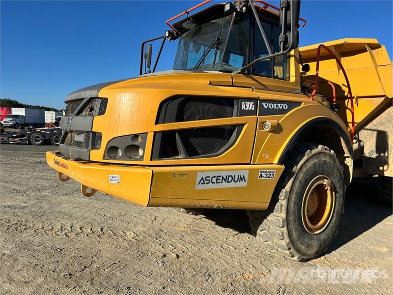 Volvo A30G 연결식 홀러