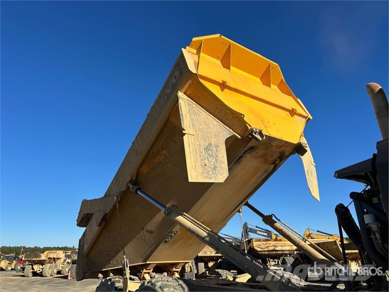Volvo A30G 연결식 홀러