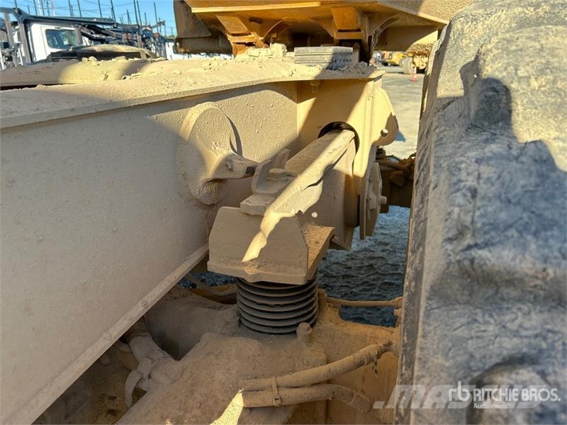 Volvo A30G 연결식 홀러