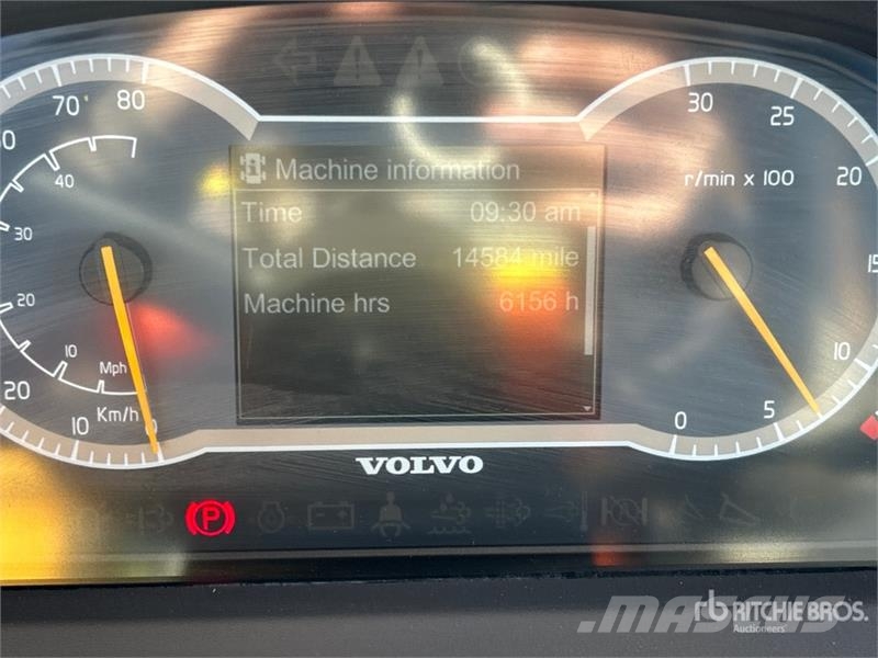 Volvo A30G 연결식 홀러