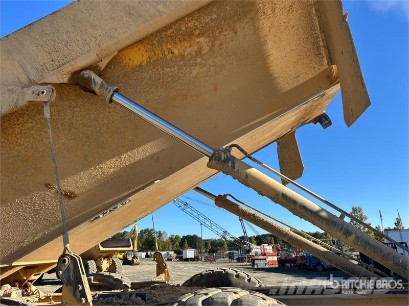 Volvo A30G 연결식 홀러
