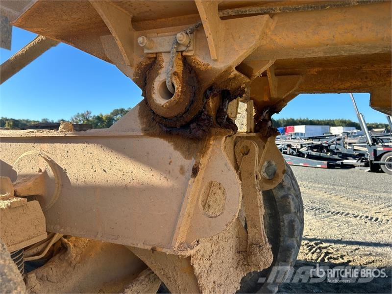 Volvo A30G 연결식 홀러