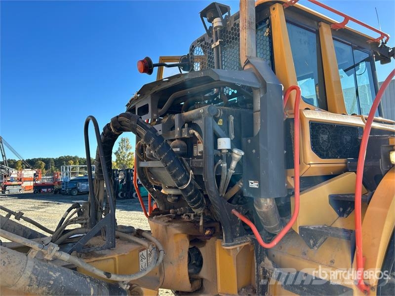 Volvo A30G 연결식 홀러