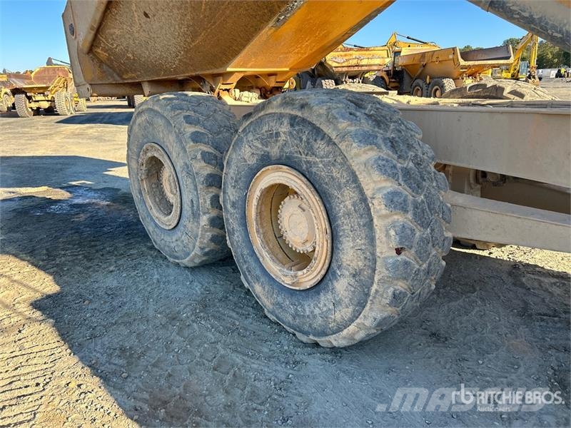 Volvo A30G 연결식 홀러