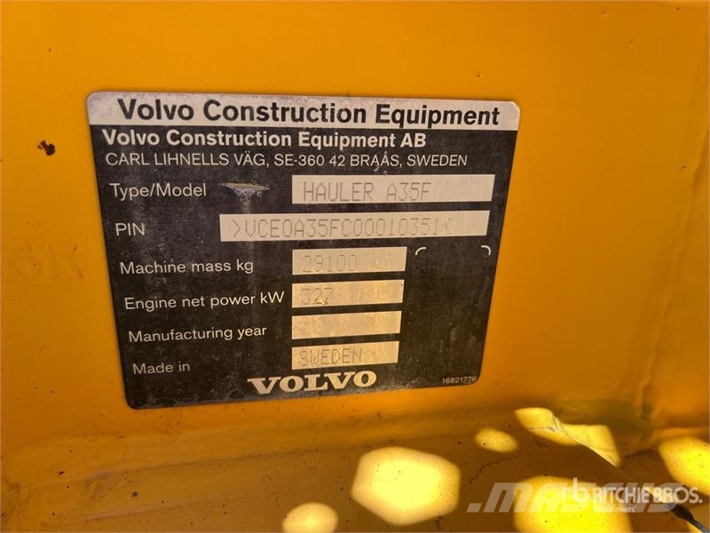 Volvo A35F 6000 gal 6x6 Articulated Water Truck Caminhão-pipa