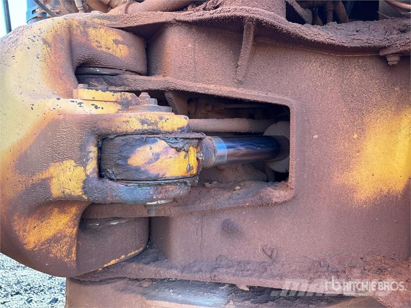 Volvo A40E 연결식 홀러