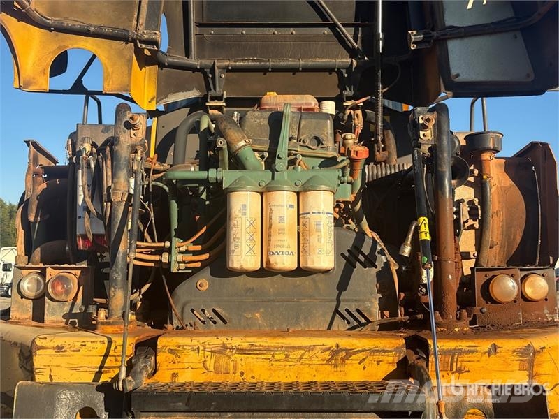 Volvo A40E 연결식 홀러