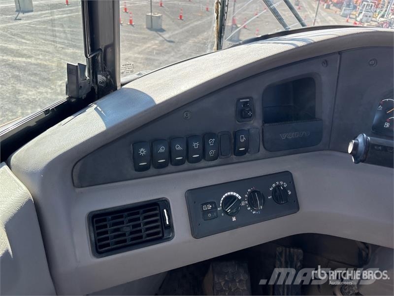 Volvo A60H Articulated Dump Truck Camiones articulados
